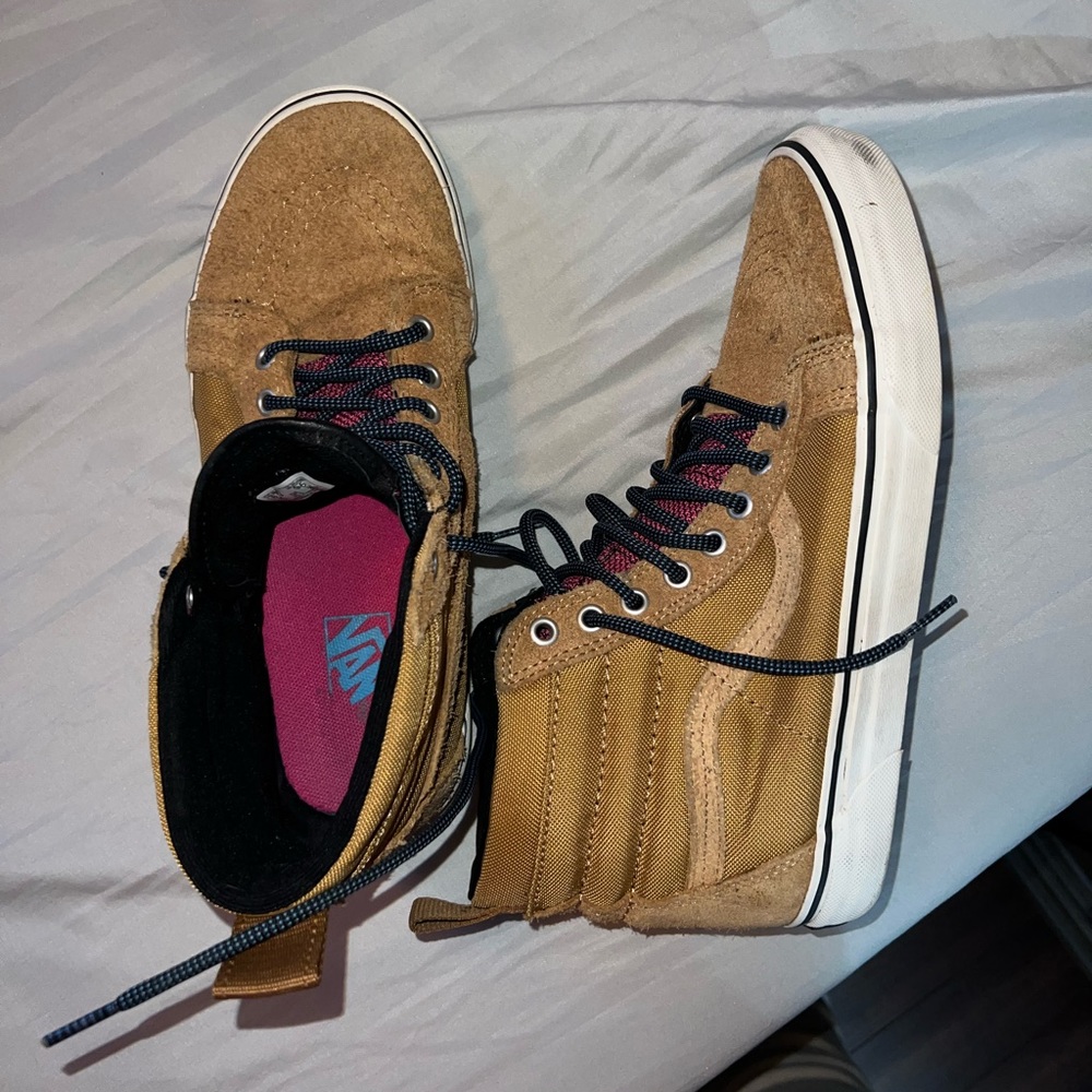 High tops suede vans